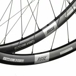 ROSE R-Thirty Disc 27.5" / 650 B Road Wheelset SRAM XDR | 28 Spokes 15 ROSE R-Thirty Disc 27.5" / 650 B Road Wheelset SRAM XDR | 28 Spokes -Voimansiirron myyntiliike B826F32489CD36C89F808A48AAC2409A